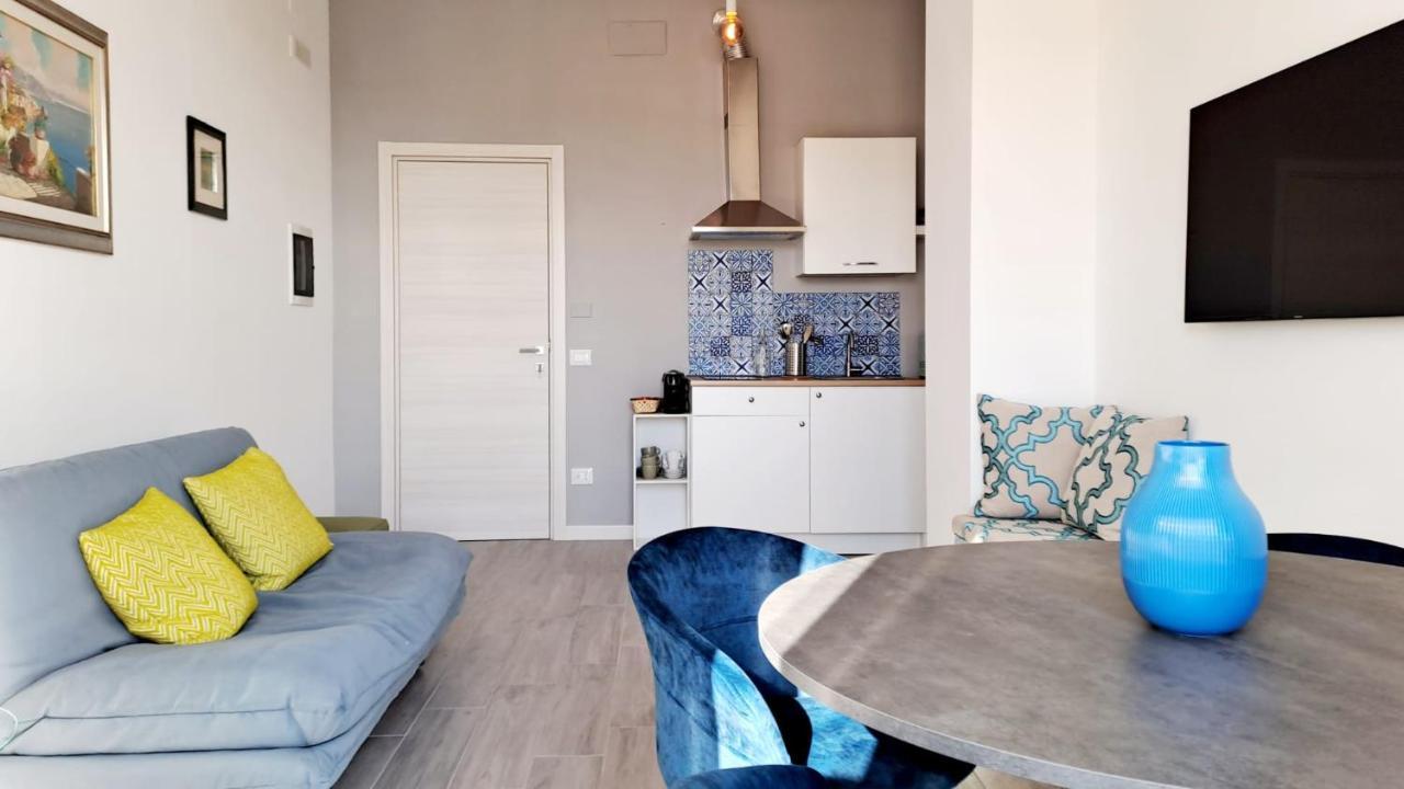 Le Case Di Ale - Holiday Homes Salerno Exterior photo